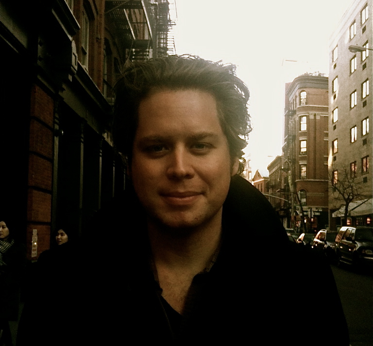 SASHA SANTIAGO - Director