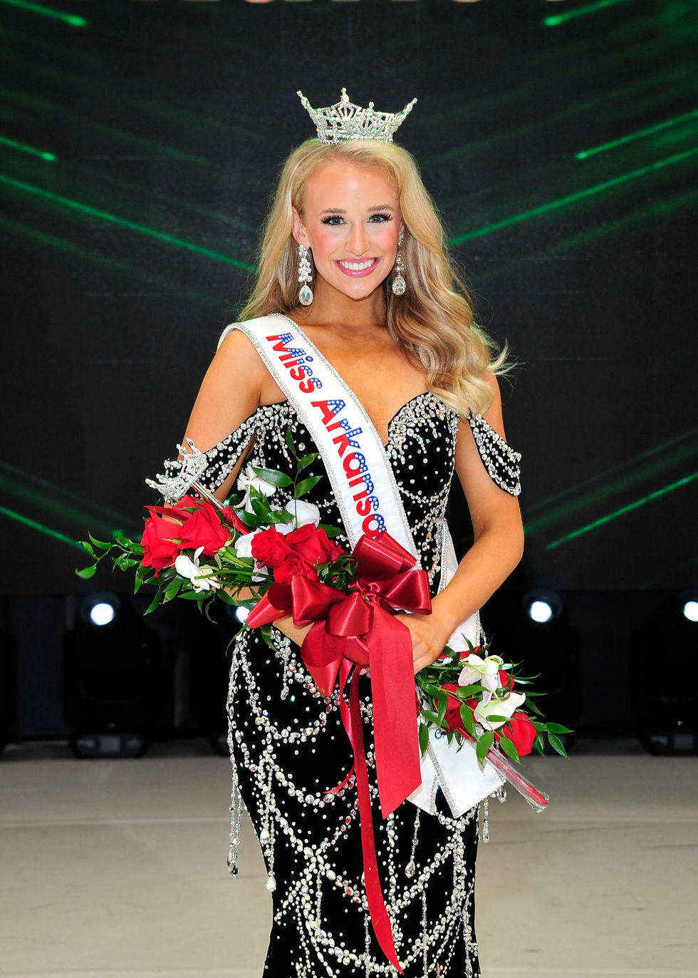 Ava Weeks Crowned Miss Arkansas