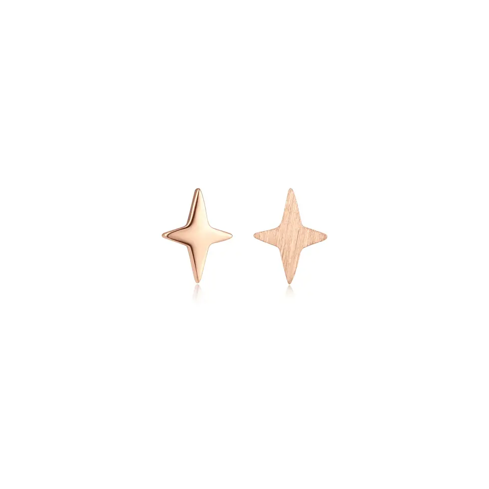 Thumbnail: 4 Point Star – Retro-Inspired End in Solid 14K Gold