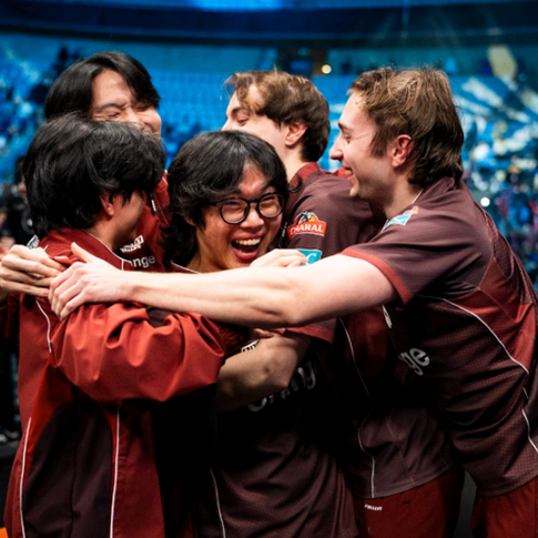 LEC Versus 2026 sees Karmine Corp defeat Movistar KOI 3-2 to reach the grand final, where they will face G2 Esports for a First Stand spot.