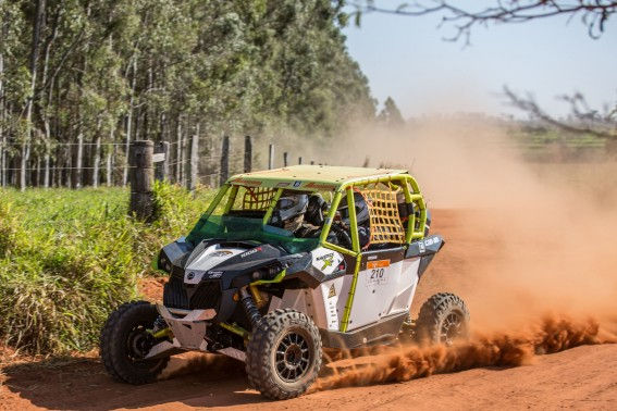 UTV 03