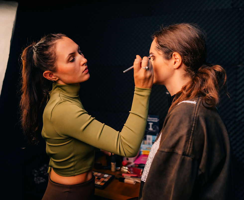 Profesional make up - Best podcast studio in Bali