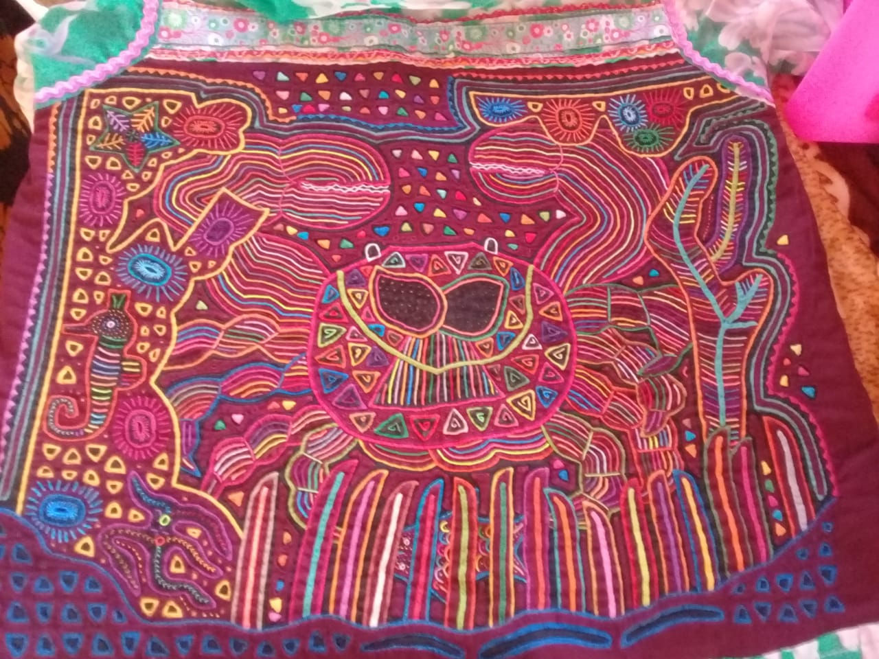 mola diseño sugga (cangrejo)