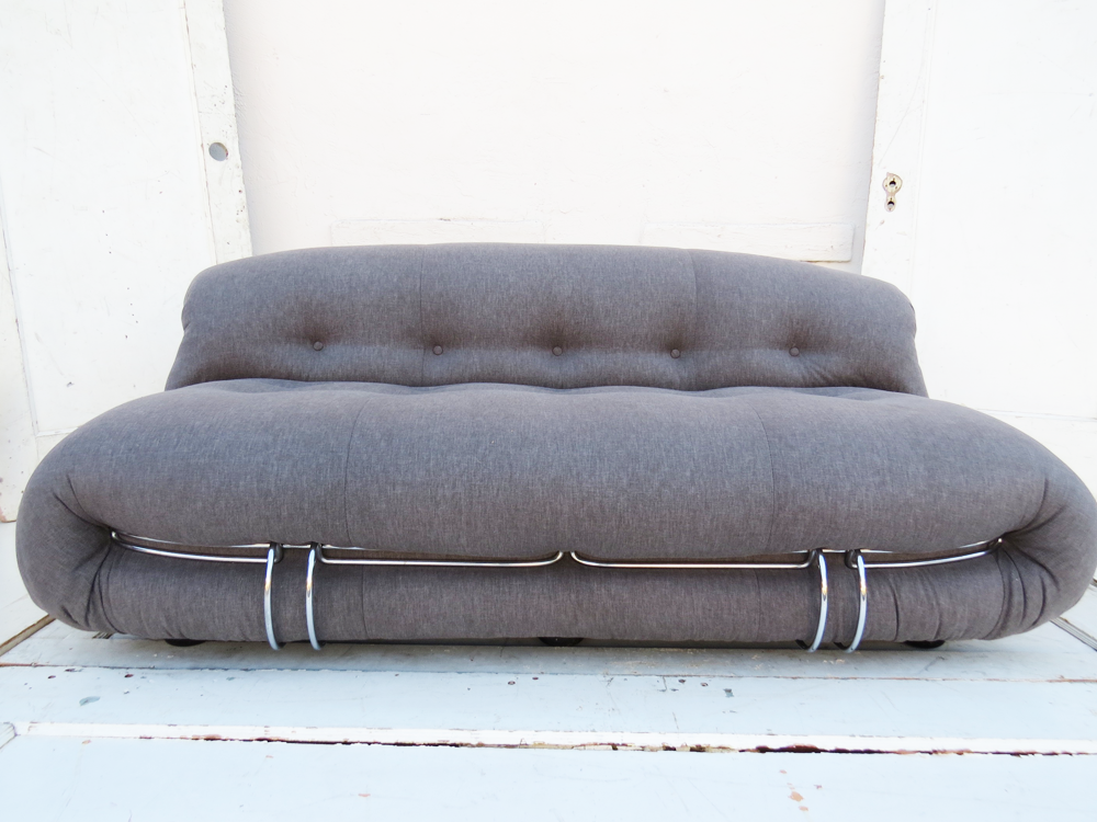 Ultra Modern Sofa