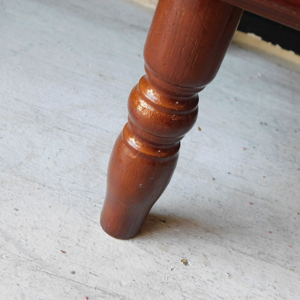 Thumbnail: Vintage Accent Table/Plant Stand