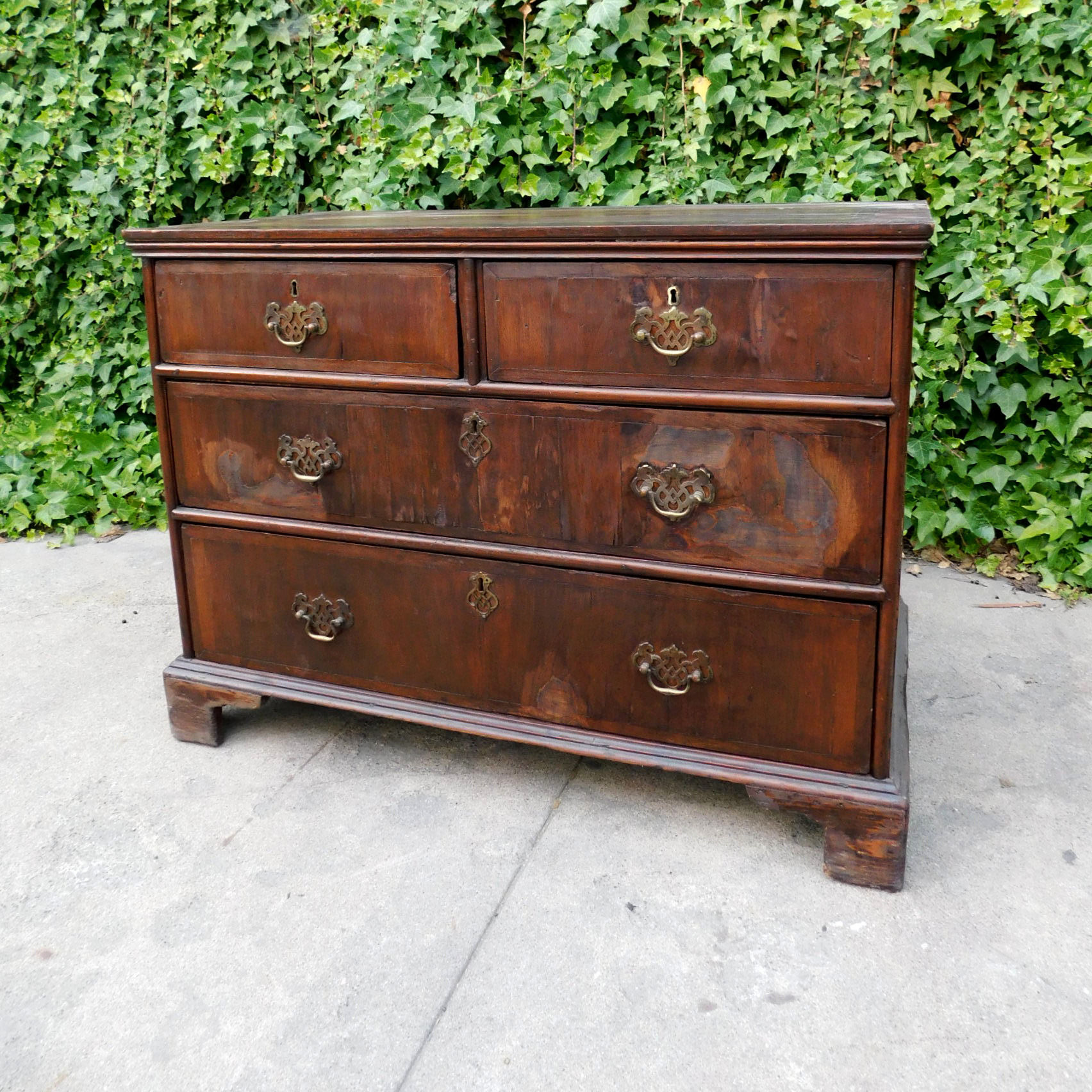 Antique Rustica Chest of Drawers