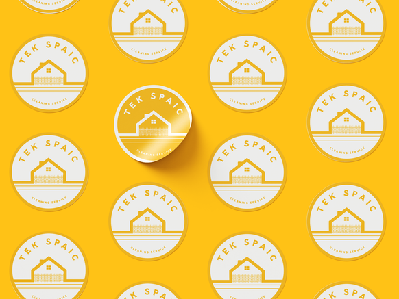 Free_Round_Sticker_Mockup_5.png