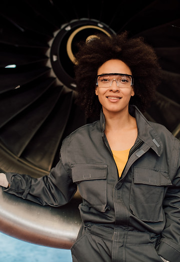 Aviation- English-Course- Women-Aviation-Easy-School