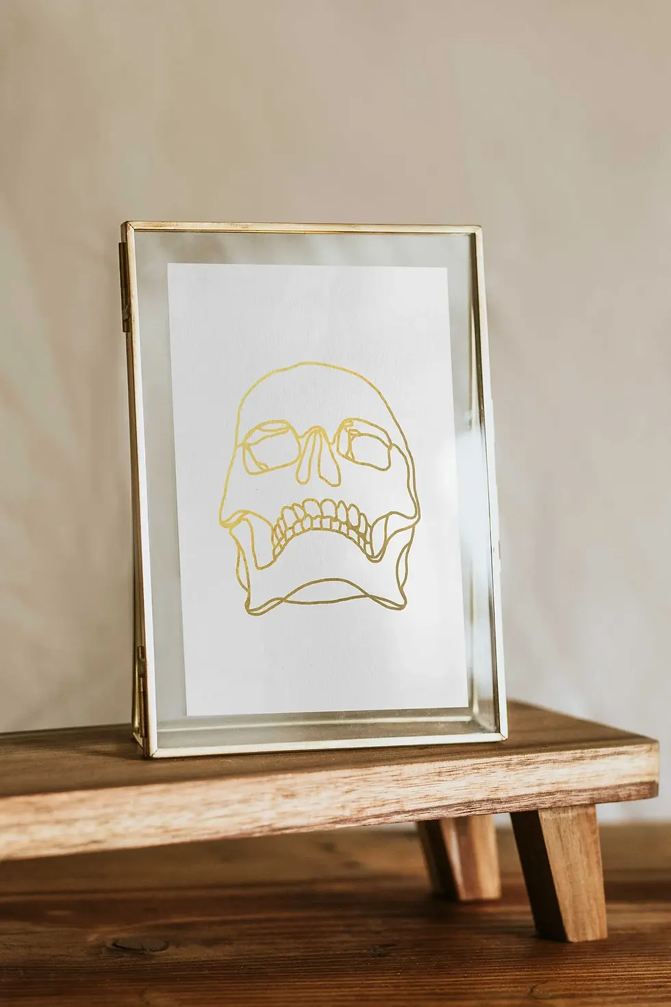 Thumbnail: Continuous Line Skull Gold Foil Print - Minimal Modern Gold Foil