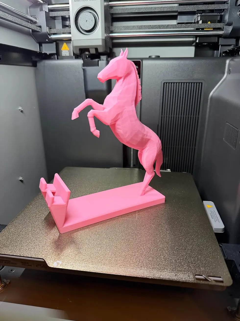 Küçük resim: Rearing Horse Phone stand