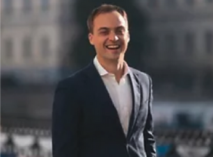 Meet our Mentors: Ilya Kravtsov, CEO at PouchNATION