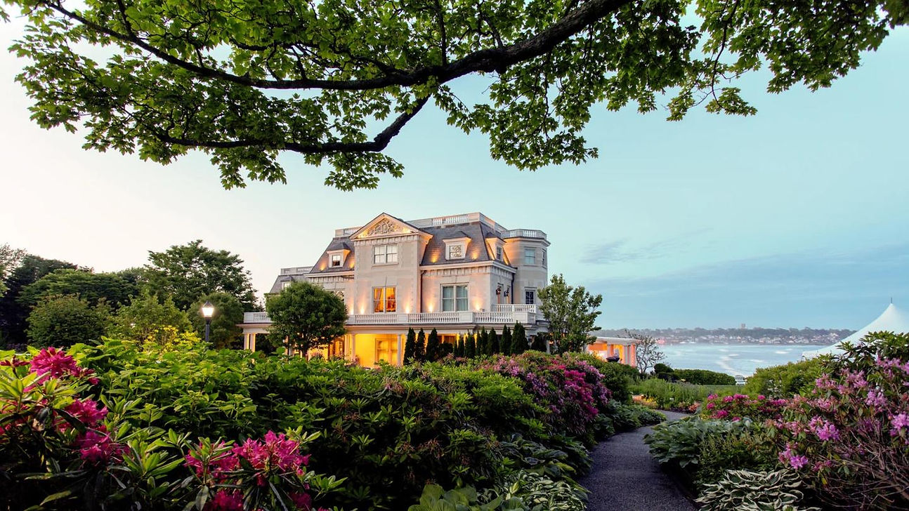 The-Chanler-at-Cliff-Walk__2019_Chanler-at-Night_240dpi.jpeg