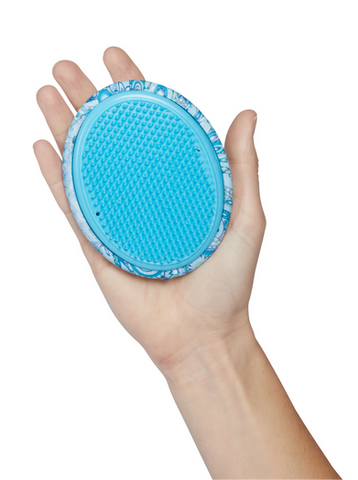 Product photography with hand model