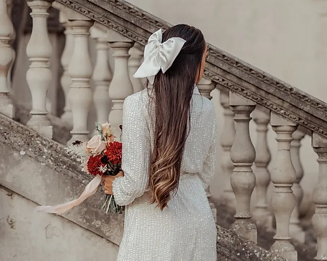Garter and veil clearance