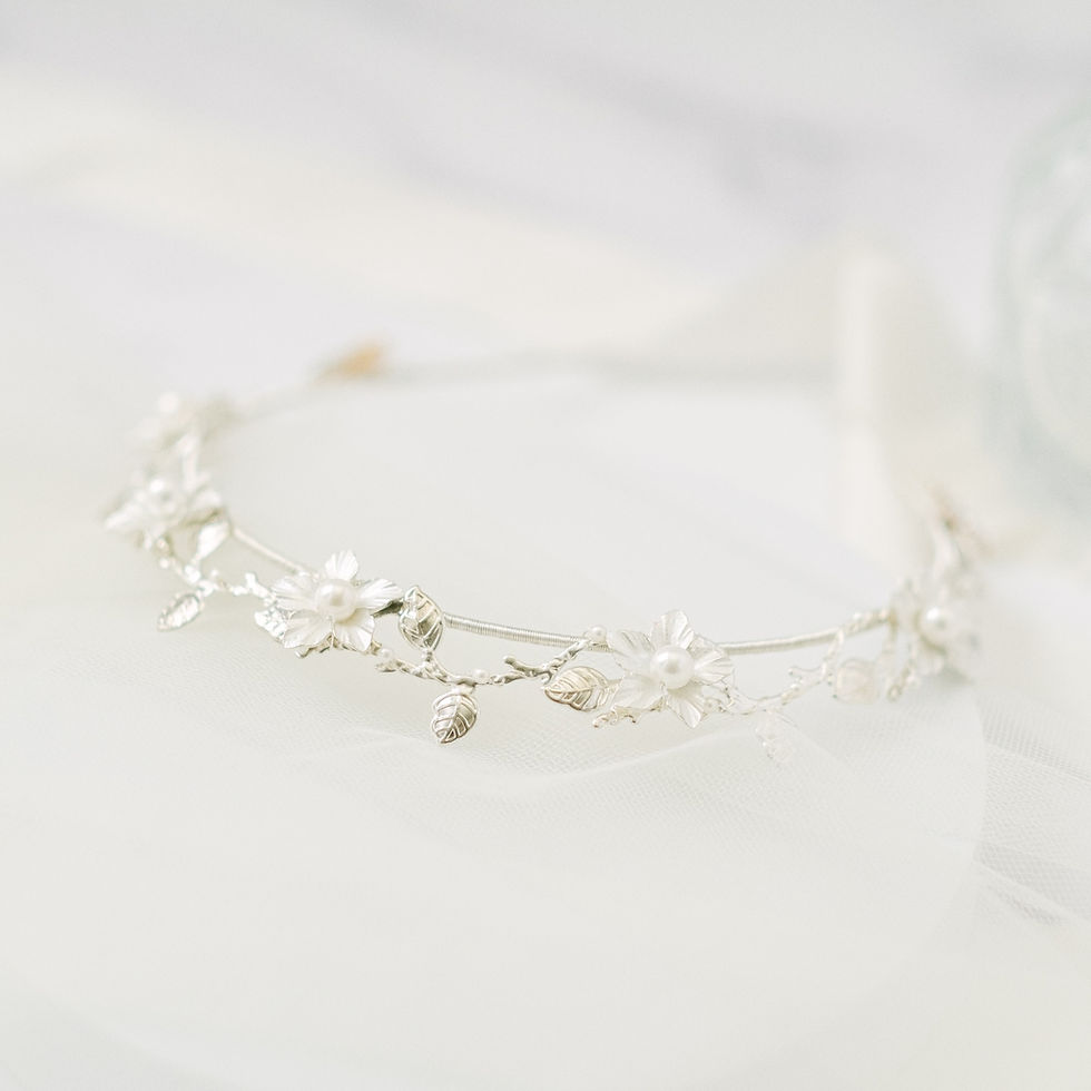 Thumbnail: silver wedding crown
