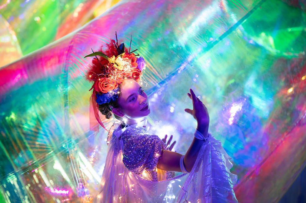 Love Light, The Stellar Company Enlighten 2025. Credit O&J Wikner Photography copy.jpg