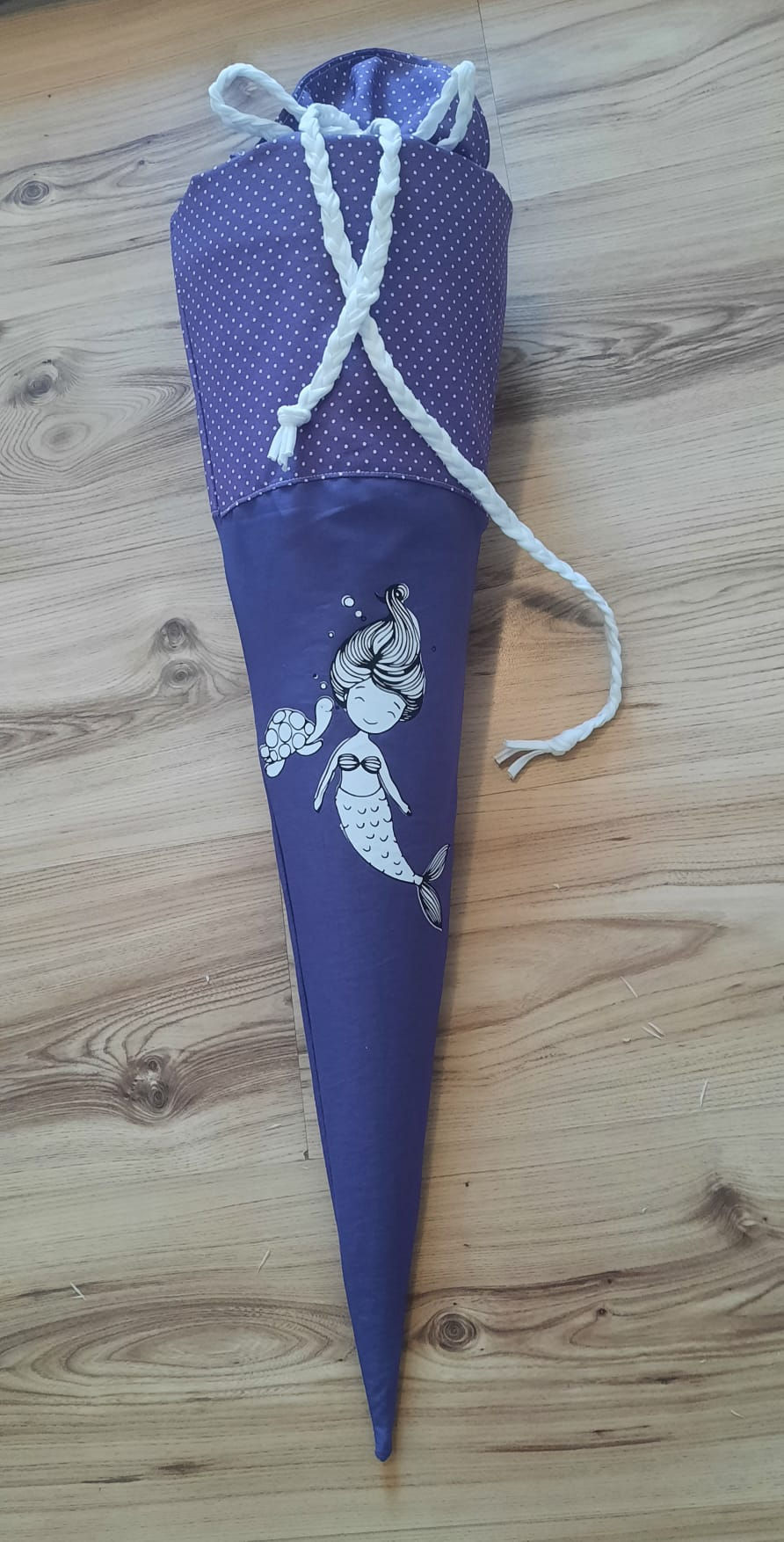 Miniaturbild: Schultüte Mädchen