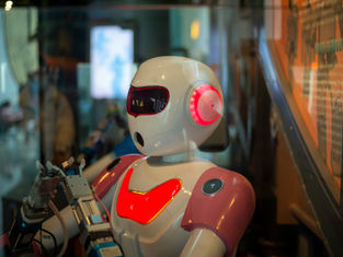 In Beijing, Robots Step In: Will Your Next Restaurant Meal Be Made by a Machine?