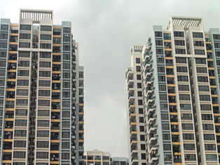 China’s Home Prices Experience Sharpest Drop in Over 9 Years, Stimulus Still to Lift Market