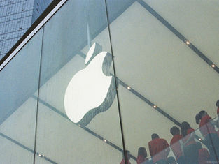 Apple to Switch All iPhones to OLED Displays by 2025