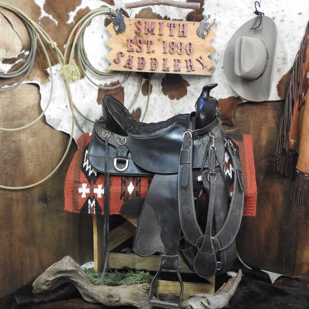 Used 18" Tucker Gaited Tree-wide Saddle