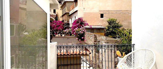 Taormina Suite Downtown terrace view