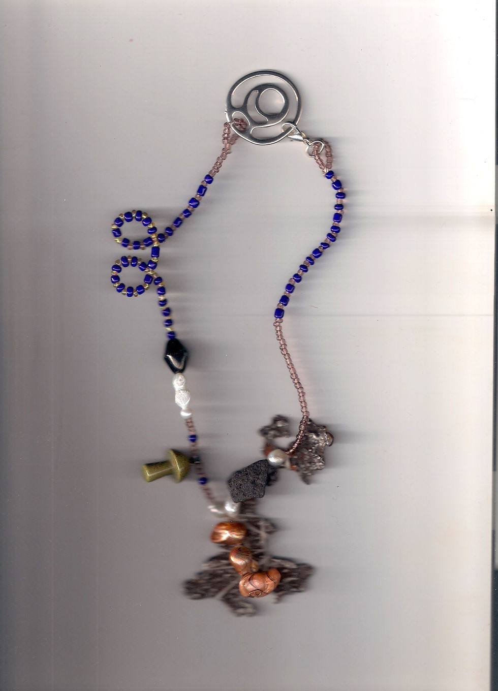001-11 AMULETS