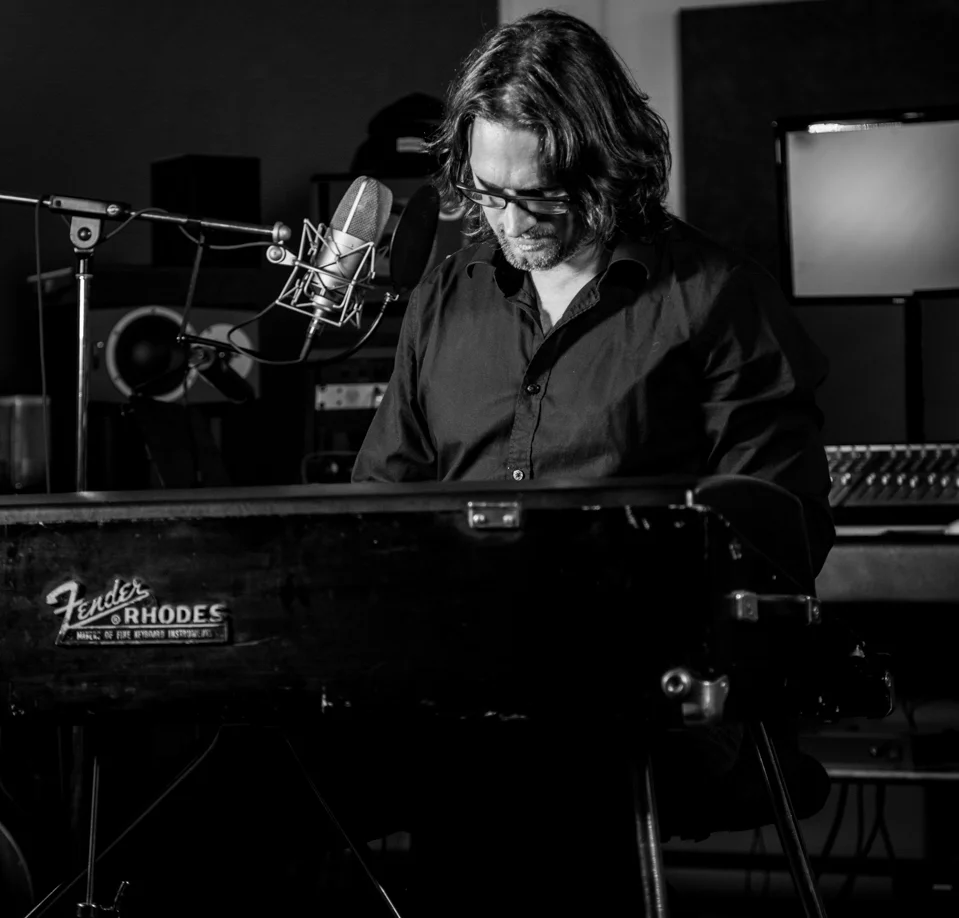 Exemple de CV auteur-compositeur interprete interprete