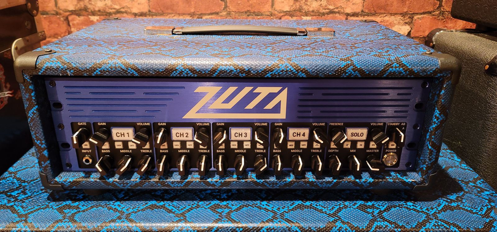 ZUTA GBG120 with Foot Controller includes a FREE Head Shell