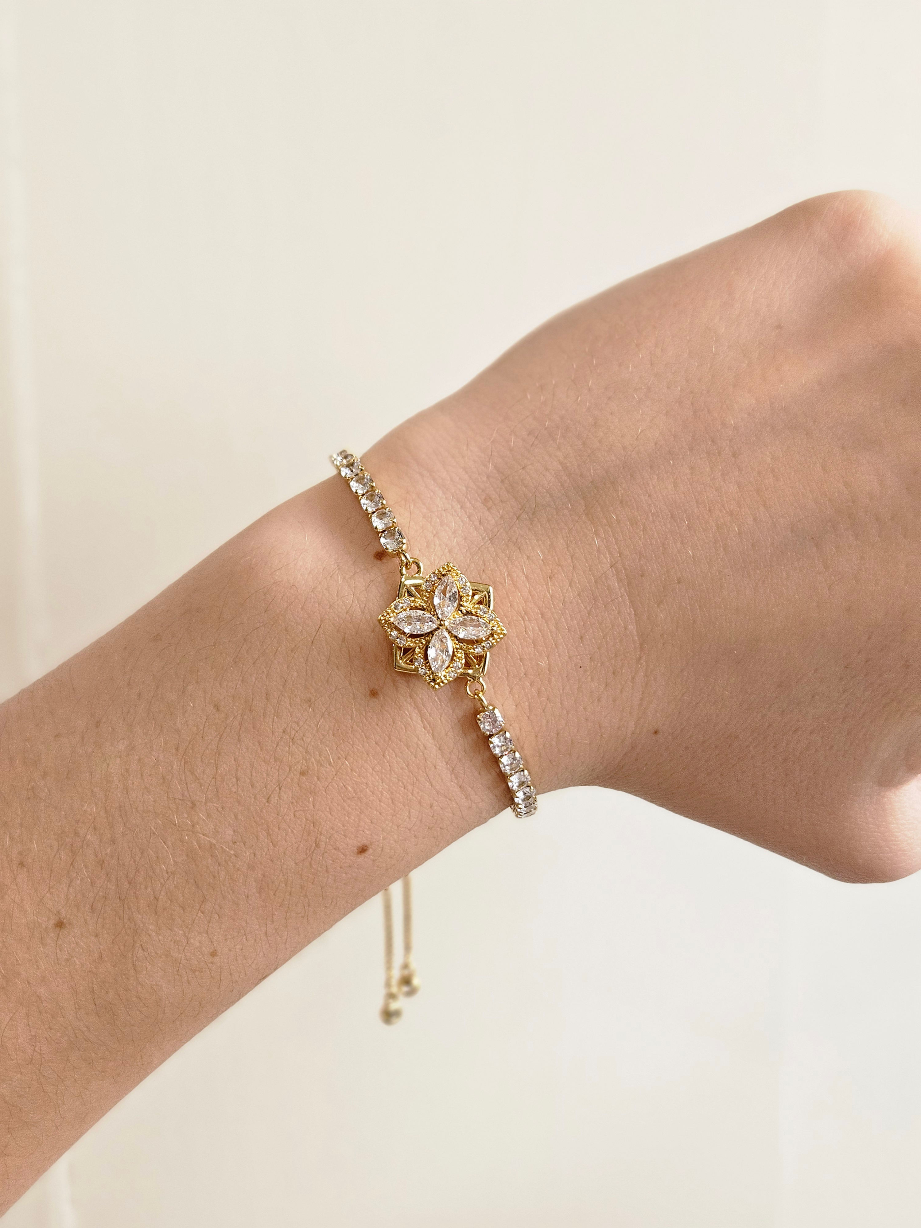 Sunburst Golden Flower Fidget Bracelet