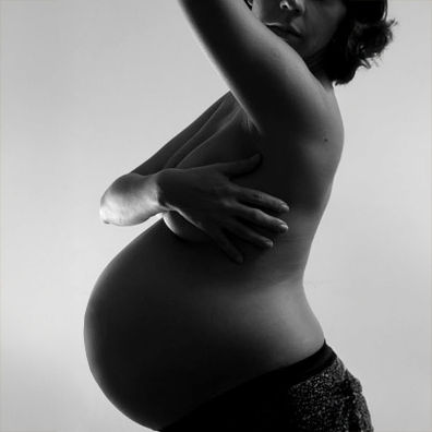 MATERNITY01