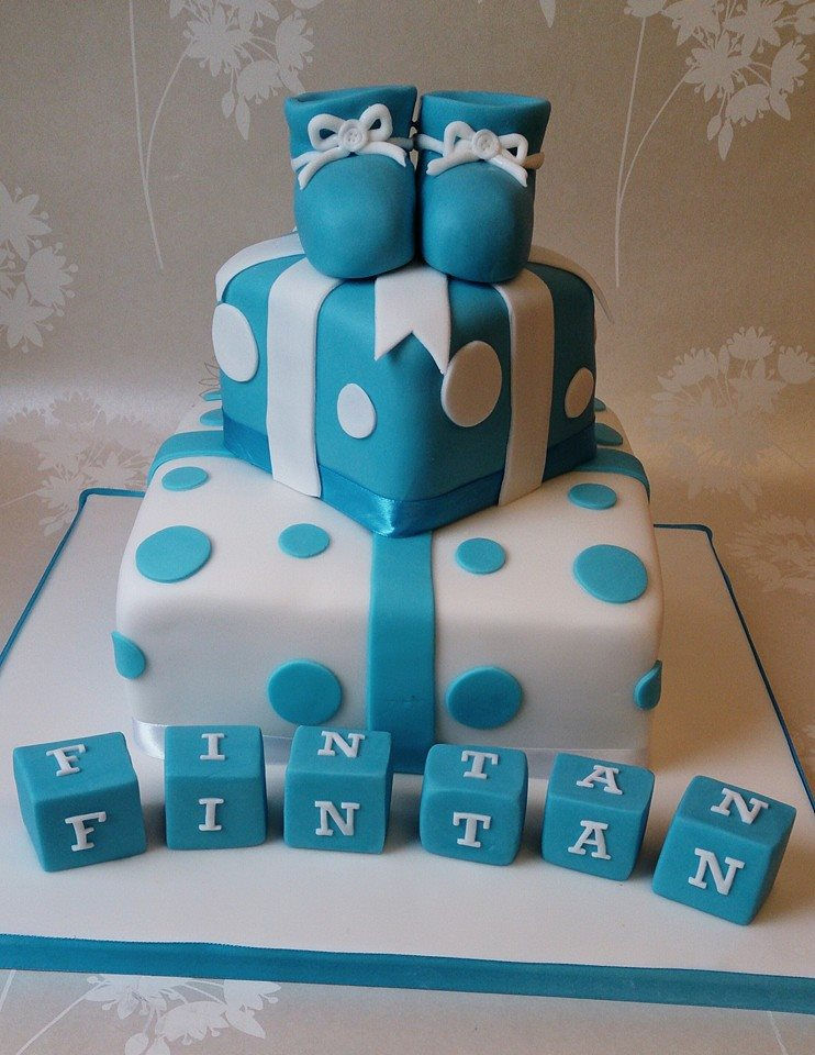 christeningcakebooties.jpg