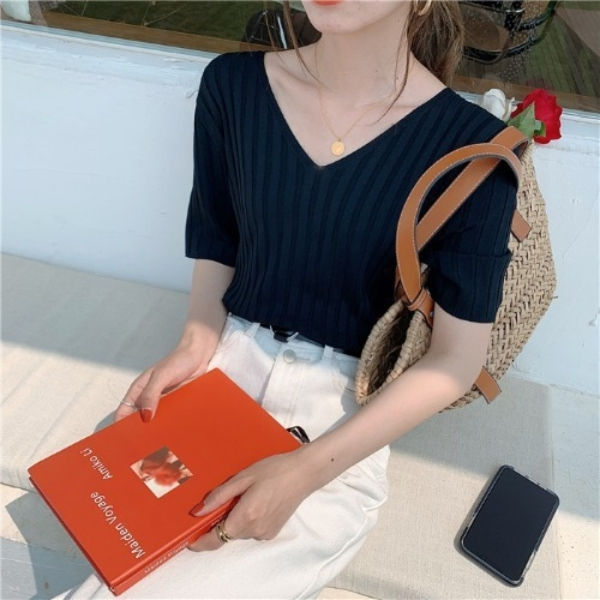 Thumbnail: Summer Chic Ice Silk Tee