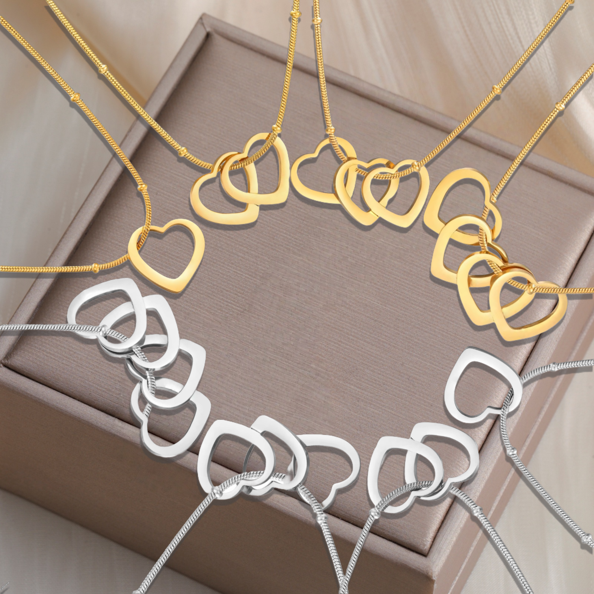 Colar Amaxer com  1 a 4 corações para o Dia das Mães ou Namorados