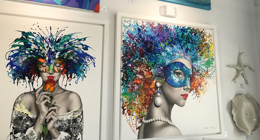 Posh Art Gallery Wall Photo