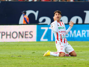 NECAXA ELECTROCUTA AL ATLETICO SAN LUIS EN EL ALFONSO LASTRAS.