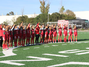 CENTELLAS VISITAN LA PLANTA A1 DE NISSAN.