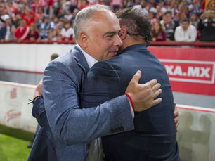 ME VOY AGRADECIDO CON LOS JUGADORES Y CON LA FAMILIA TINAJERO: MEMO VÁZQUEZ