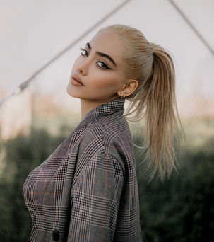 What To Do When He Ghosts You (Without Losing Your Dignity)