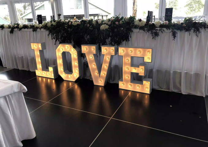 85cm LOVE Marquee Lights