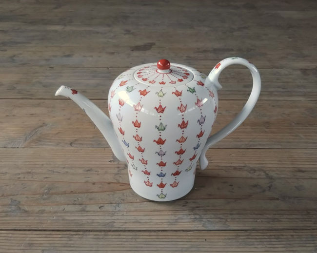 「赤絵　折鶴文　ティーポット」.JPG