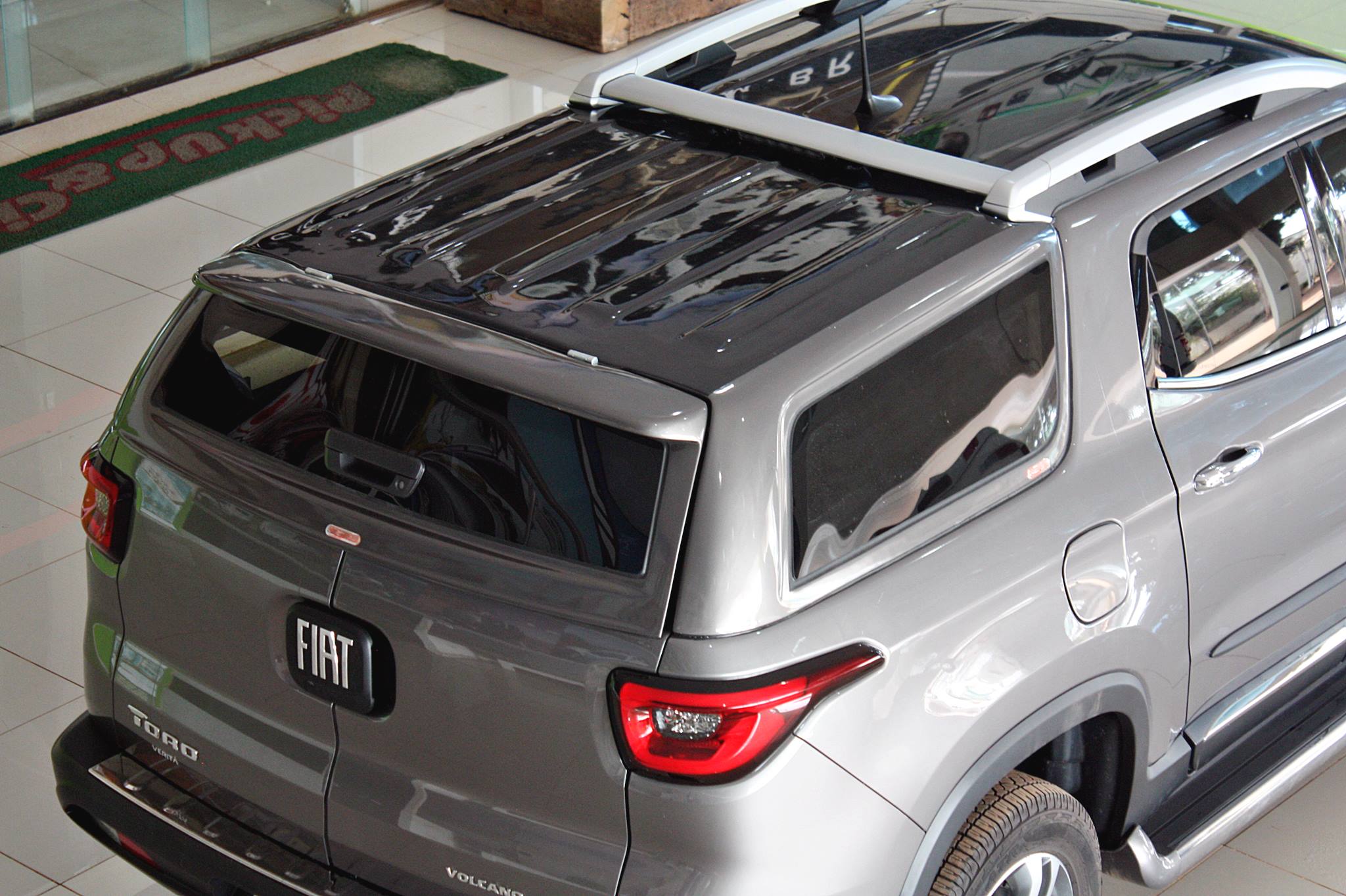Capotas de Fibra para Fiat Toro