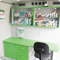 castramovel-consultorio-veterinario-movel001.jpeg