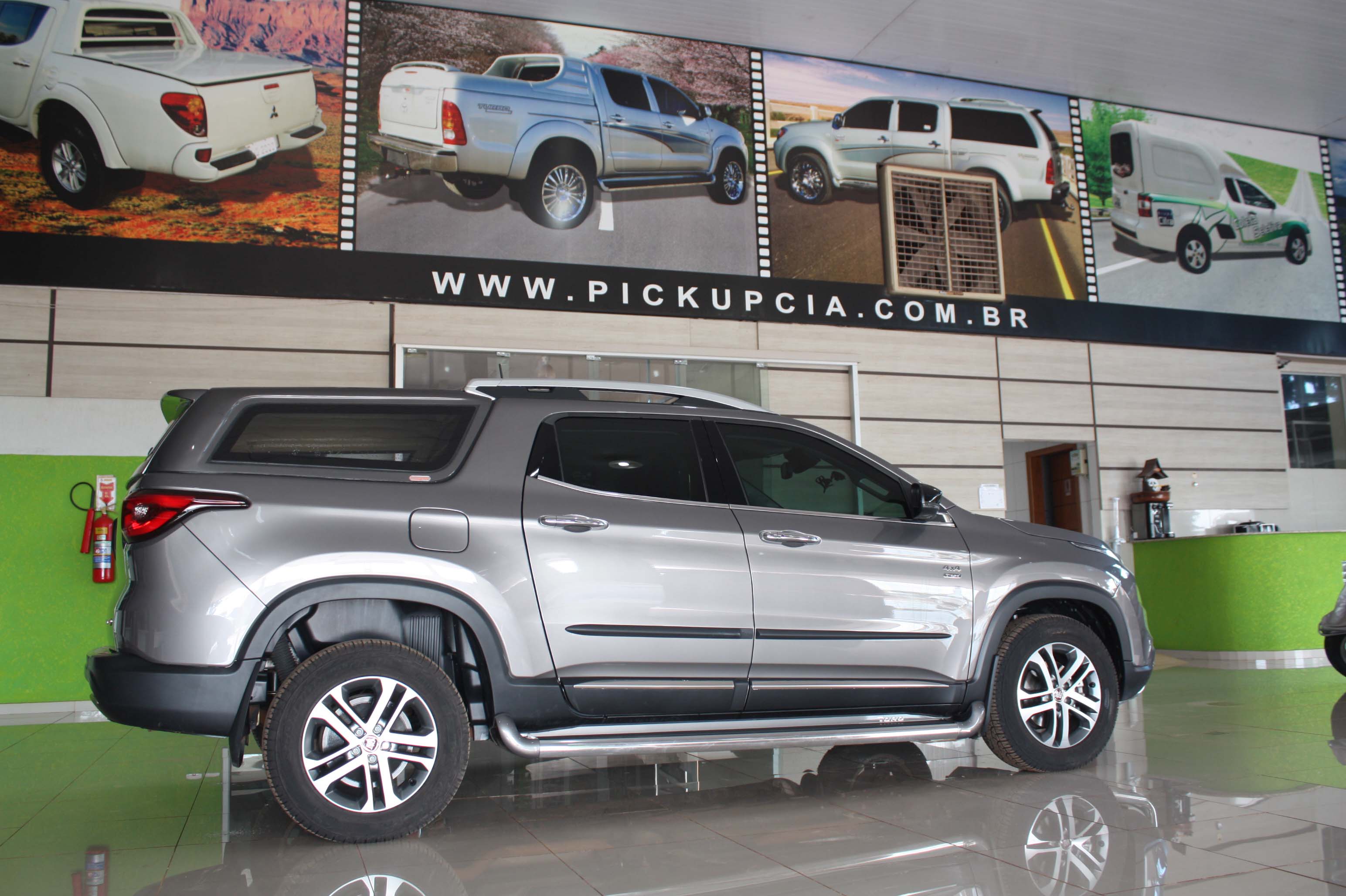 Capotas de Fibra para Fiat Toro