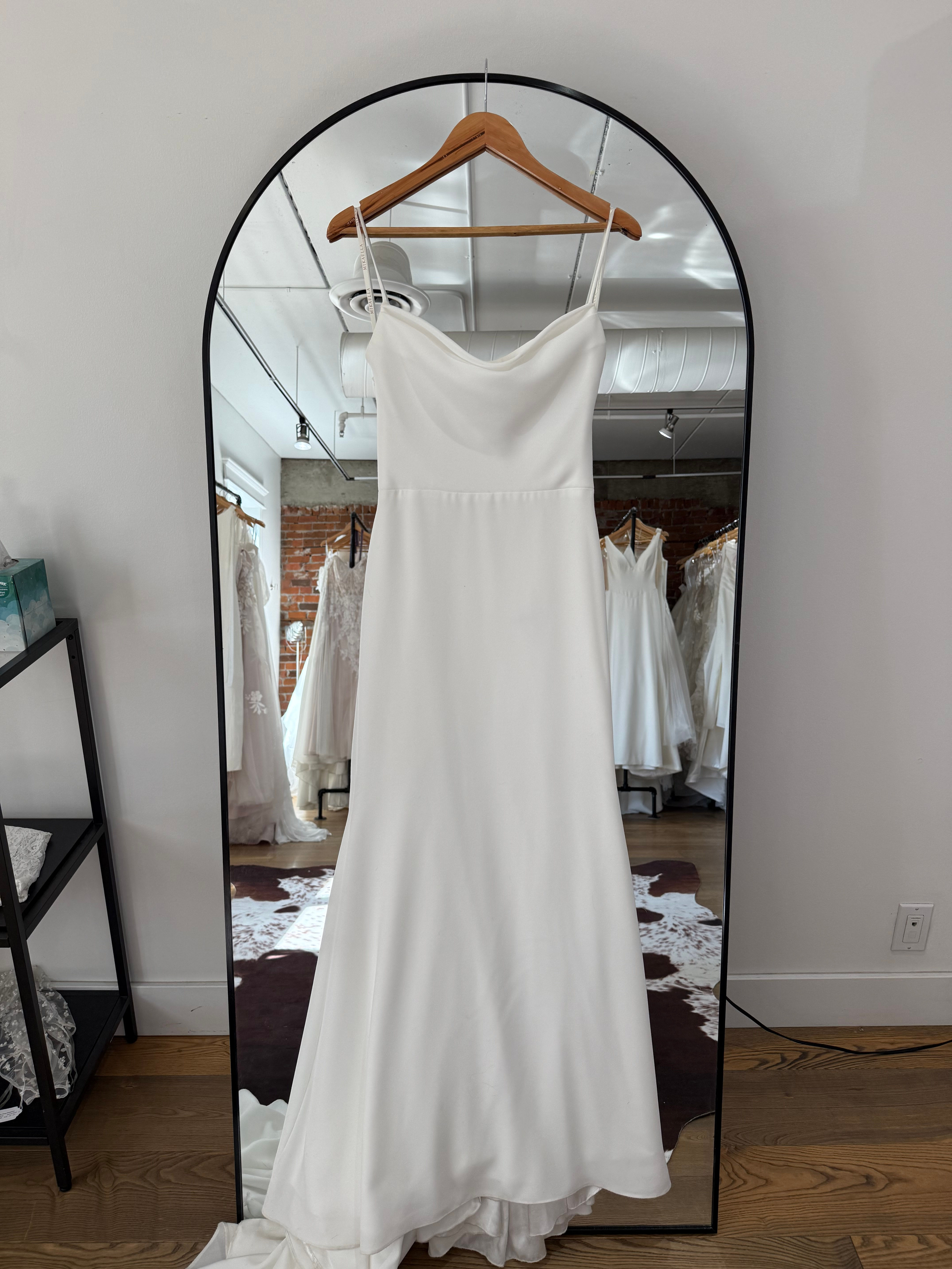 Mikaella - Size 4