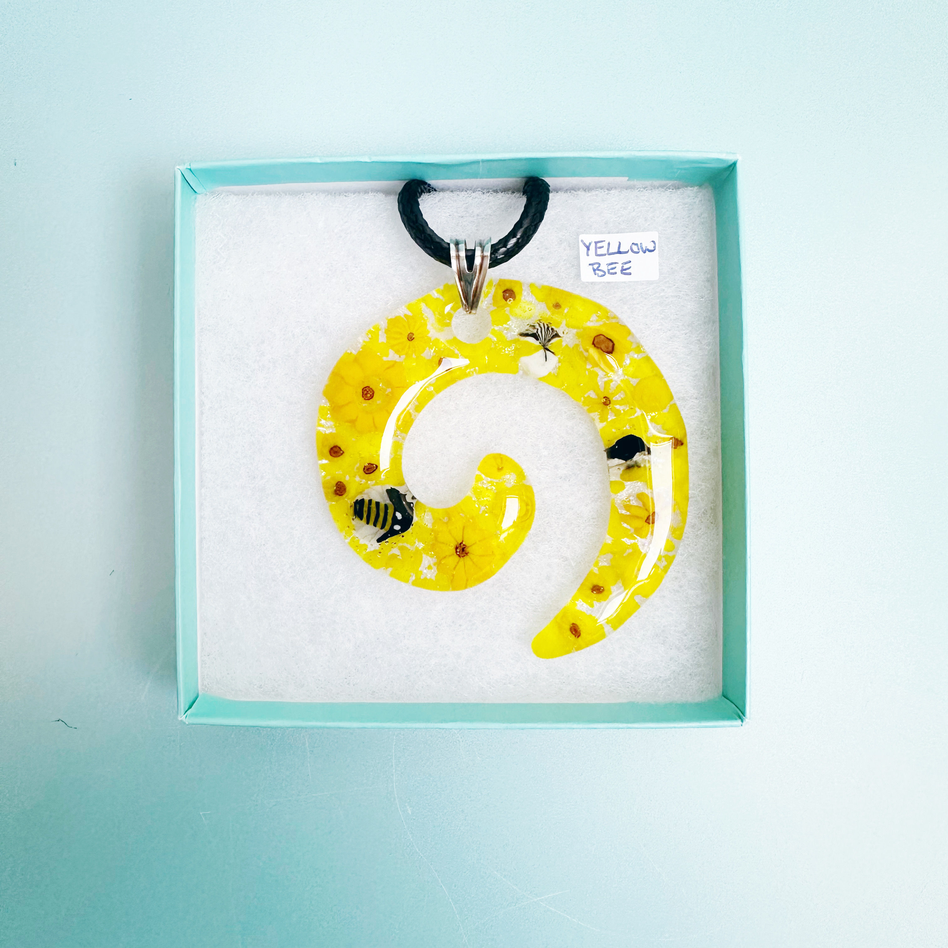 Spiral Pendant Yellow/Bee