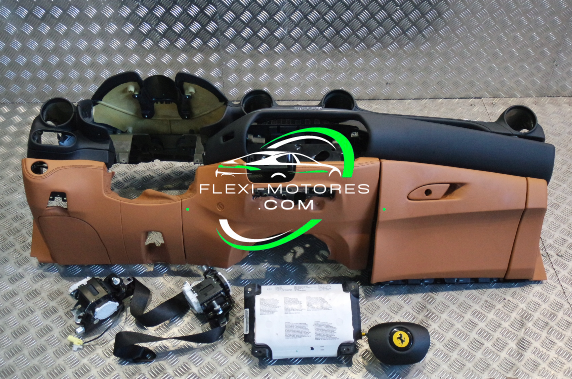 Ferrari Portofino – Consola completa + salpicadero + airbags + cinturones