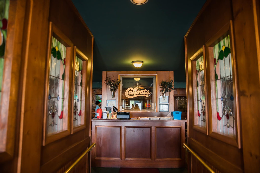 Experience Dining at Cahoots Restaurant in Fayetteville