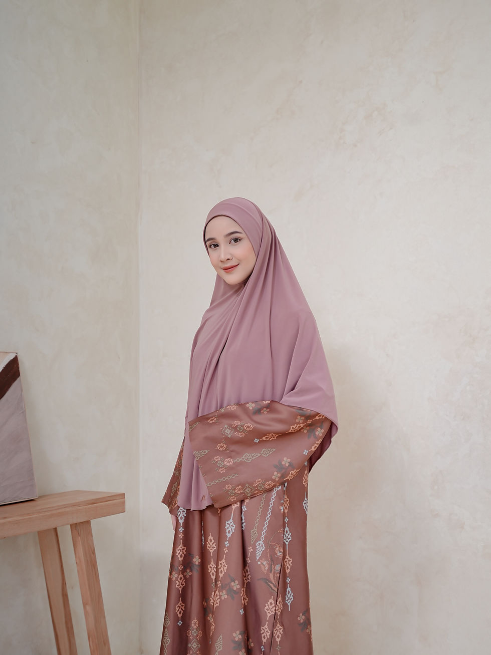 Thumbnail: Hayaa Everyday Khimar in Rosewood
