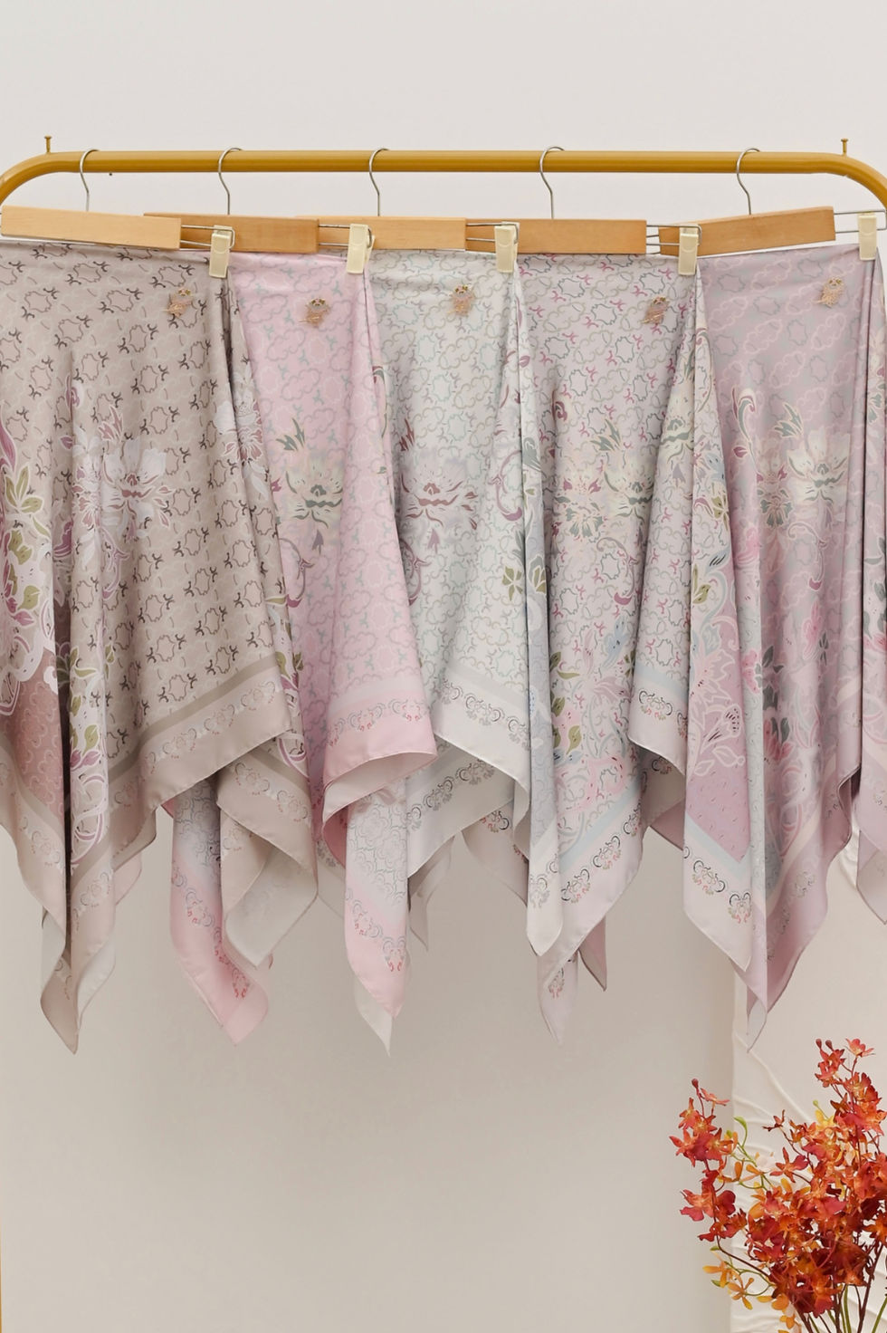 Thumbnail: Memoria Scarf in Anyaman